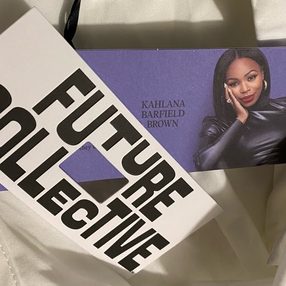 Women's Long Sleeve Button-Down Shirt Future Collective with Kahlana - Picture 6 of 6